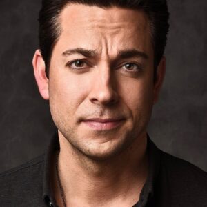 تصویر هنرمند Zachary Levi
